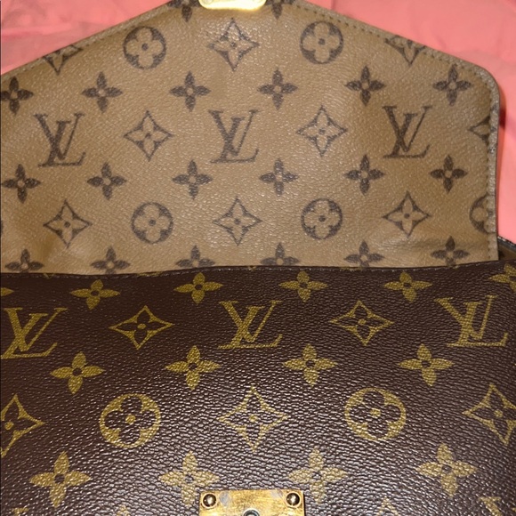 Louis Vuitton Pochette Metis Reverse Monogram Canvas Bag - Picture 8 of 12